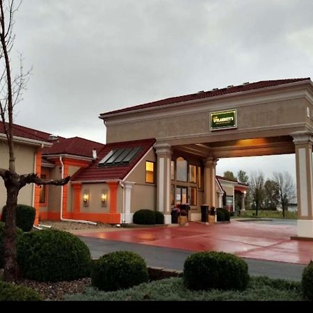 Comfort Inn & Suites At I-74 And 155 Morton Extérieur photo