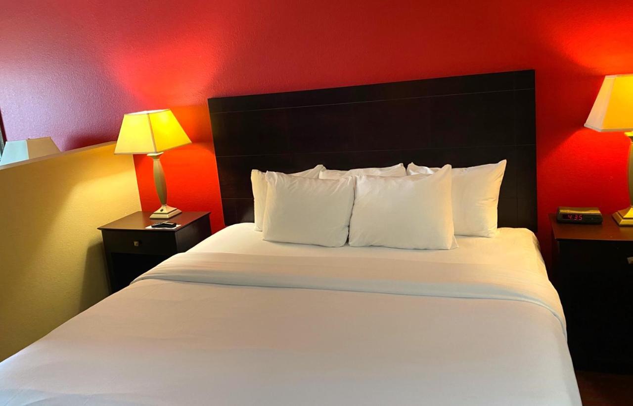 Comfort Inn & Suites At I-74 And 155 Morton Extérieur photo