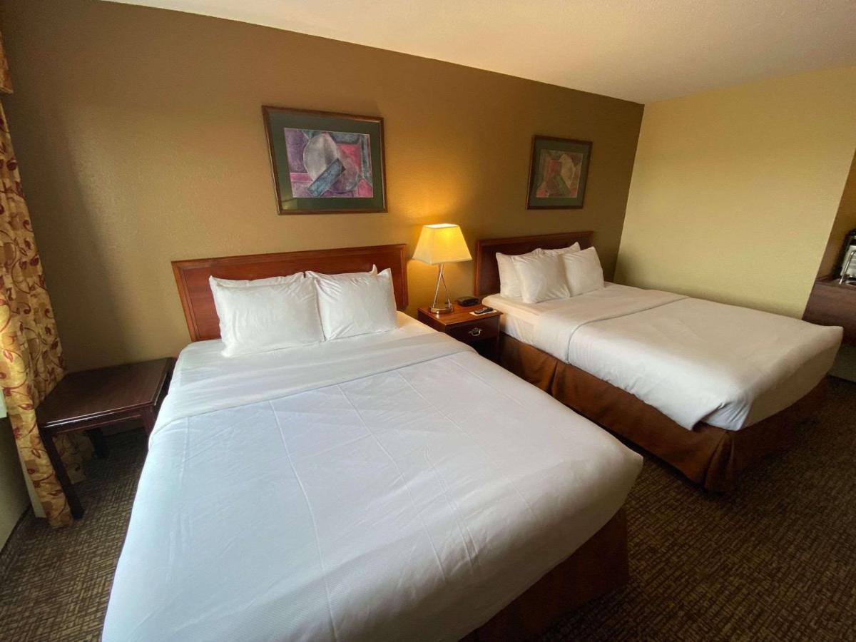 Comfort Inn & Suites At I-74 And 155 Morton Extérieur photo