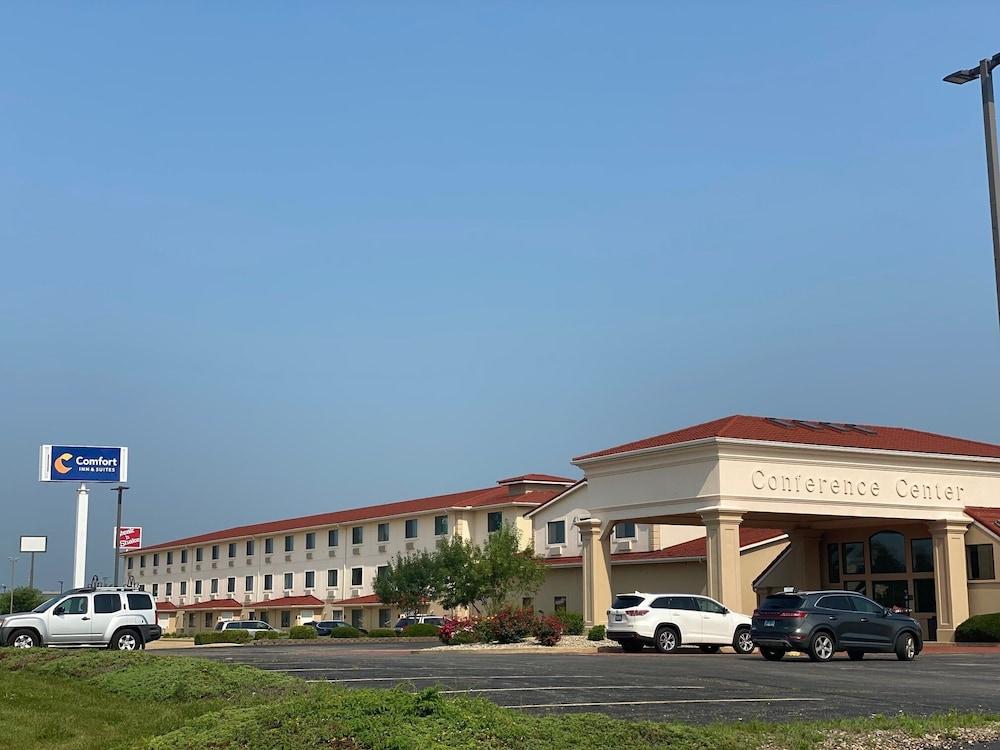 Comfort Inn & Suites At I-74 And 155 Morton Extérieur photo