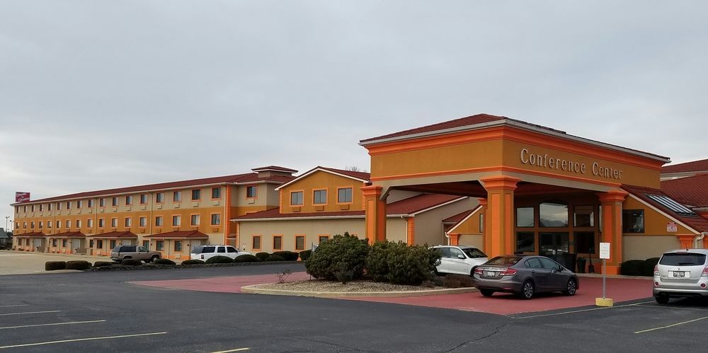 Comfort Inn & Suites At I-74 And 155 Morton Extérieur photo