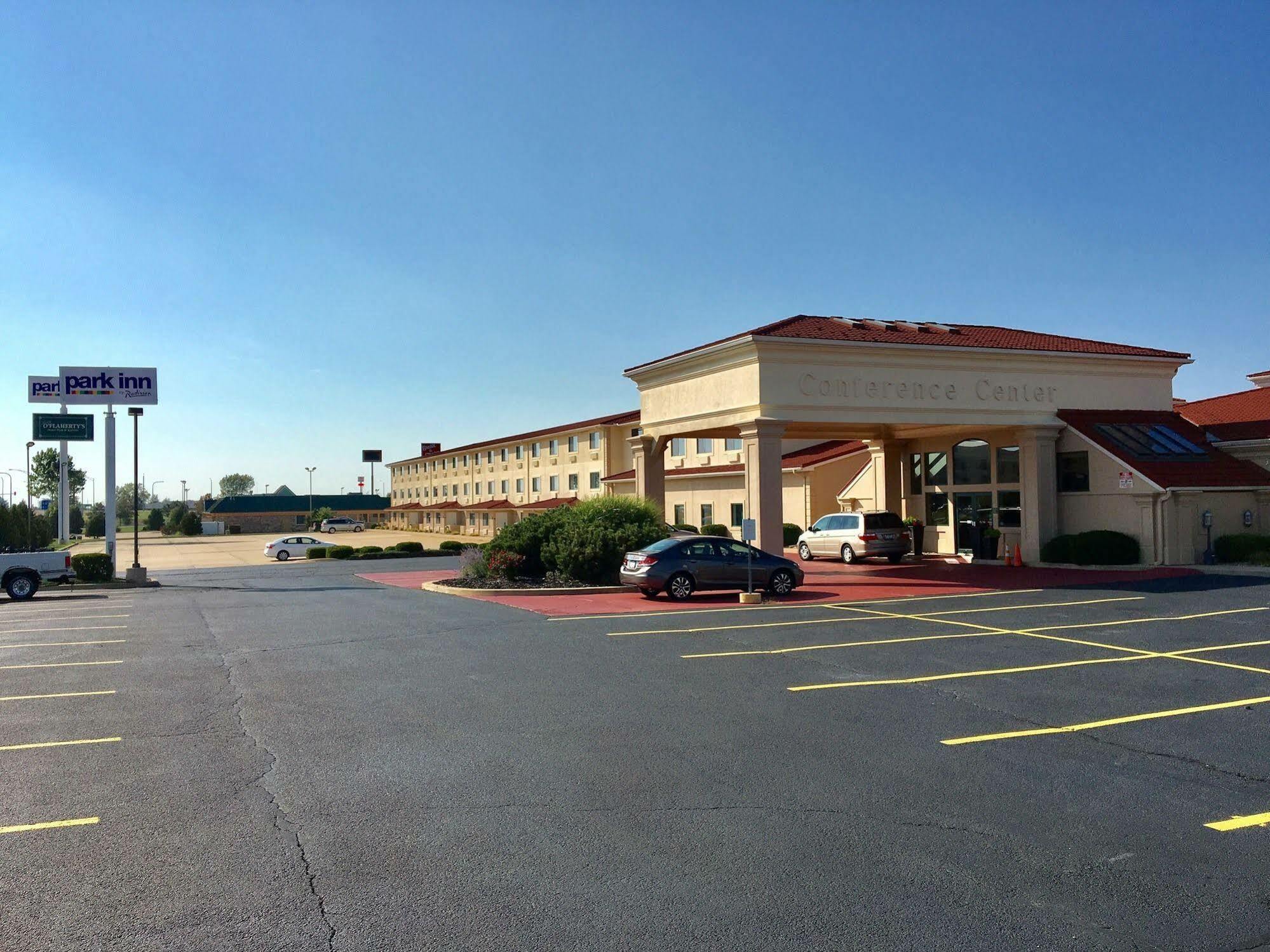 Comfort Inn & Suites At I-74 And 155 Morton Extérieur photo